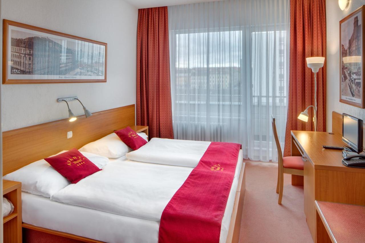 Avanti Hotel Brno Buitenkant foto